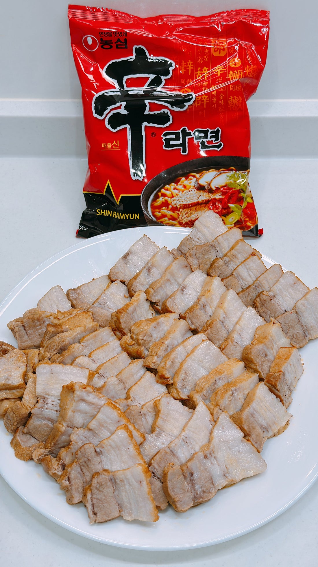 辛ラーメンポッサム｜韓国で話題の簡単ポッサムの作り方｜JUHOLY
